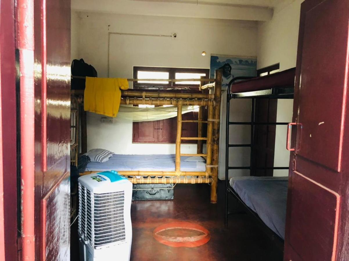 Gurukulam Hostel ポンディシェリ エクステリア 写真
