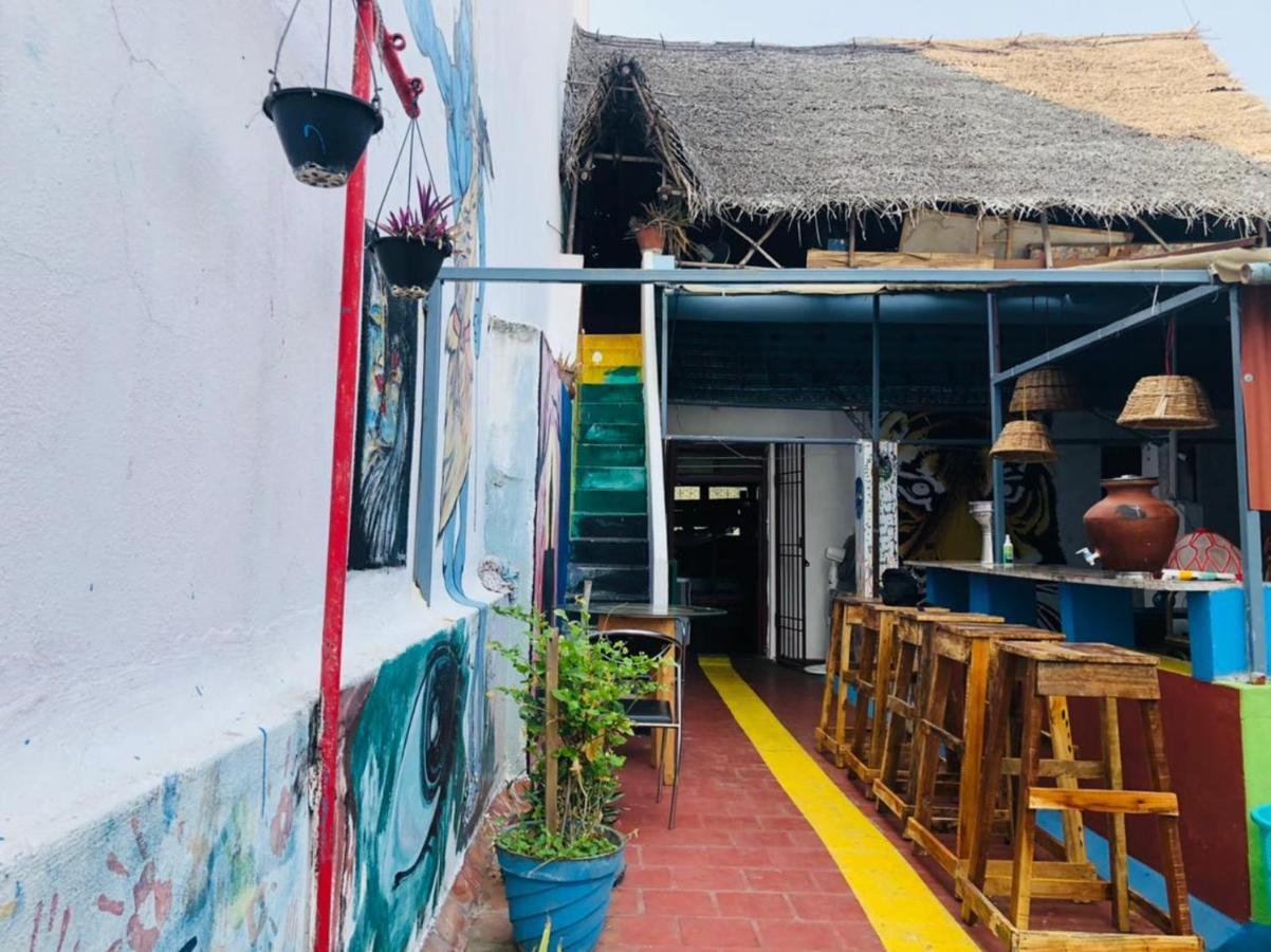 Gurukulam Hostel ポンディシェリ エクステリア 写真